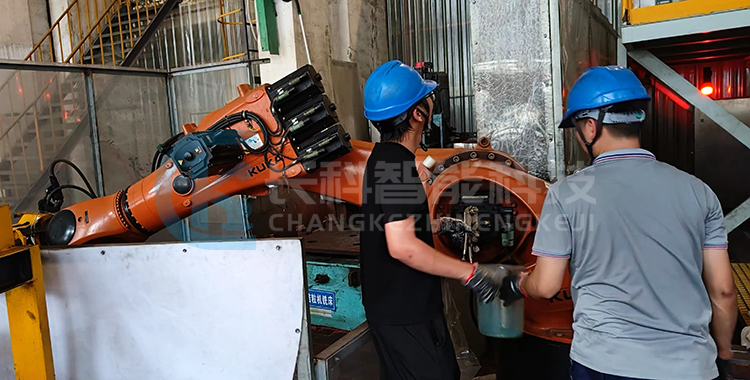 庫卡機器人KR470-2 PA/FLR KR360 R2830保養 庫卡機器人KR470-2 PA/FLR KR360 R2830保養