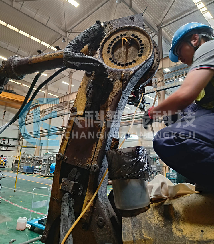 發(fā)那科大型機(jī)器人2000iB 165R 165F保養(yǎng) 發(fā)那科大型機(jī)器人2000iB 165R 165F保養(yǎng)